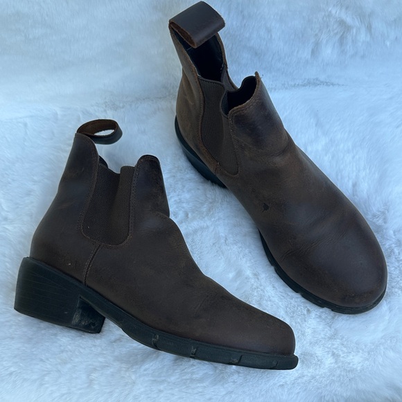 Steve Madden waterproof Brown Leather Chelsea Boots - Picture 1 of 10